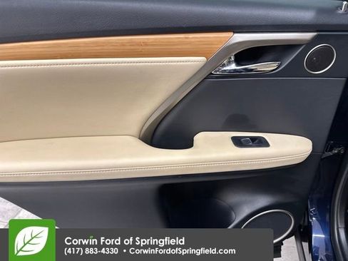 Used 2021 Lexus RX 350L Premium w/ Premium Package image 38