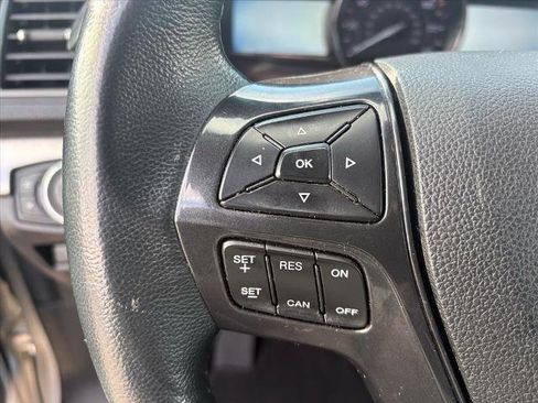 Certified 2019 Ford Explorer XLT w/ Equipment Group 202A image 8