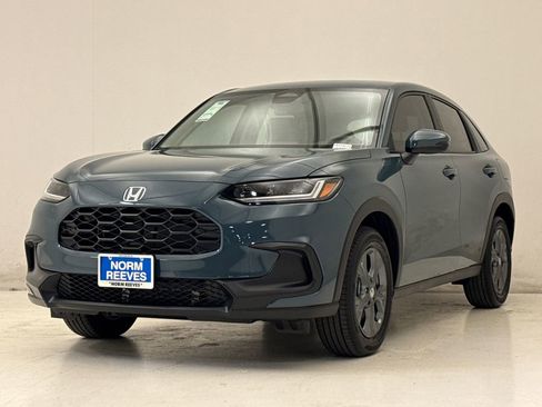 New 2026 Honda HR-V LX image 2