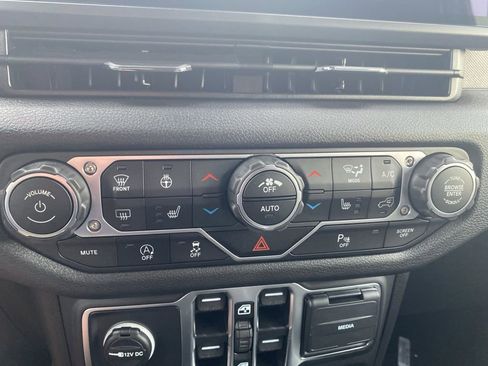 New 2025 Jeep Wrangler Unlimited Sport AWD/4WD image 30