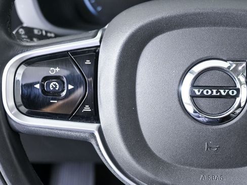 Used 2019 Volvo XC60 T5 Inscription w/ Protection Package Premier FWD image 11