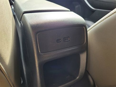 Used 2024 Chevrolet Trax ACTIV w/ Sunroof Package image 11