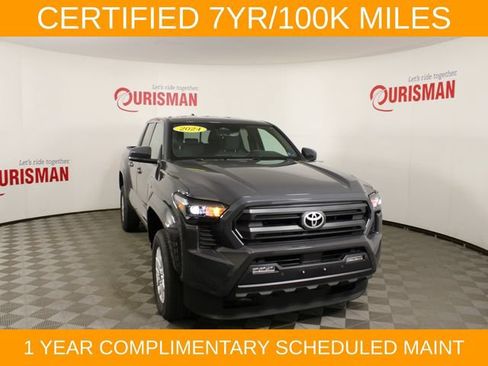 Used 2024 Toyota Tacoma SR5 AWD/4WD image 11
