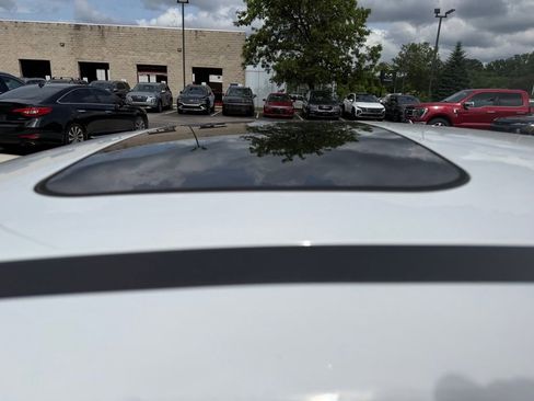 Used 2017 Ford Focus SEL w/ Interior Protection Package FWD image 7