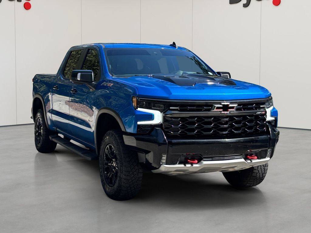 Certified 2023 Chevrolet Silverado 1500 ZR2 w/ Technology Package AWD/4WD image 7