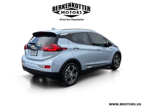 Used 2018 Chevrolet Bolt Premier w/ Driver Confidence II Package FWD image 3