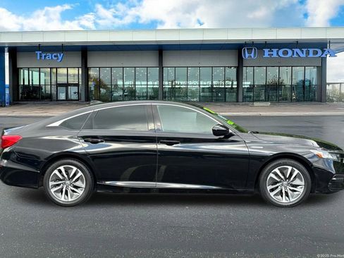 Used 2020 Honda Accord Hybrid image 4