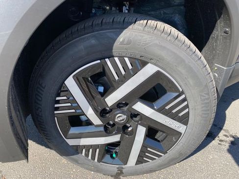 New 2026 Nissan Kicks SV image 10