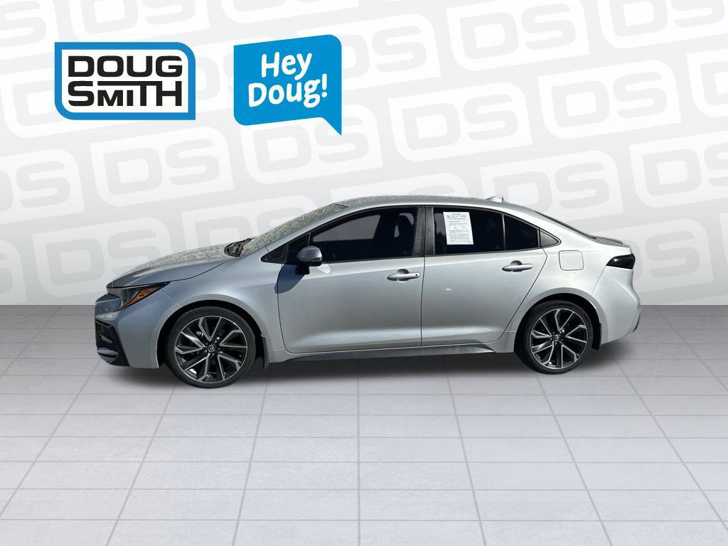 Used 2020 Toyota Corolla SE FWD image 2