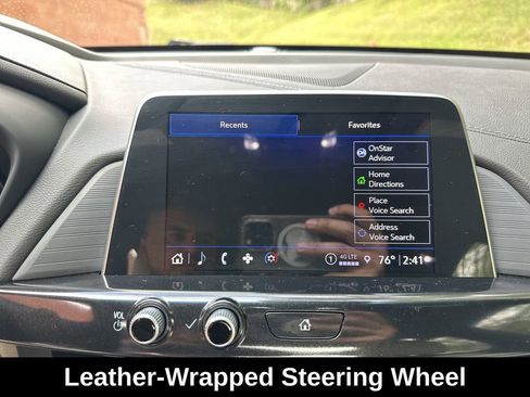 Used 2025 Cadillac CT4 Premium Luxury image 24