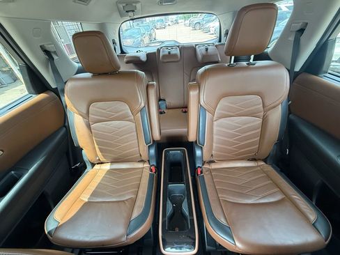 Used 2023 Nissan Pathfinder Platinum FWD image 15