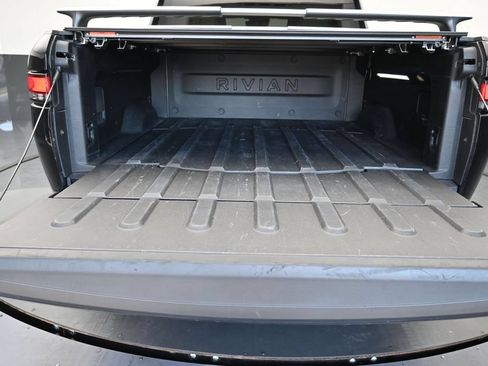 Used 2022 Rivian R1T Adventure AWD/4WD image 22