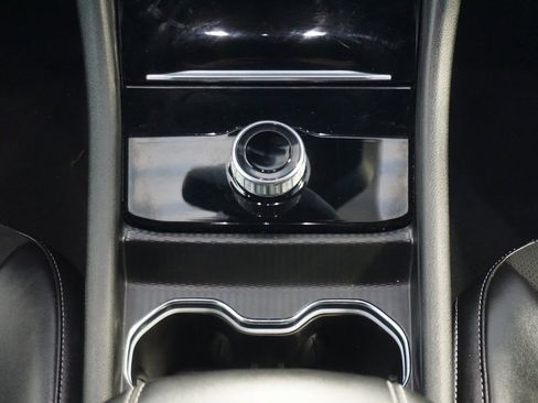 Used 2024 Jeep Grand Cherokee Altitude image 32