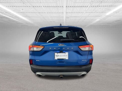 Used 2021 Ford Escape SEL w/ Technology Package image 4