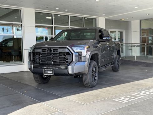 New 2026 Toyota Tundra Limited AWD/4WD image 2