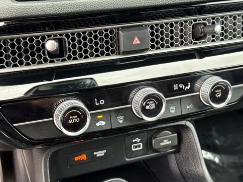 Used 2023 Honda Civic Sport image 19