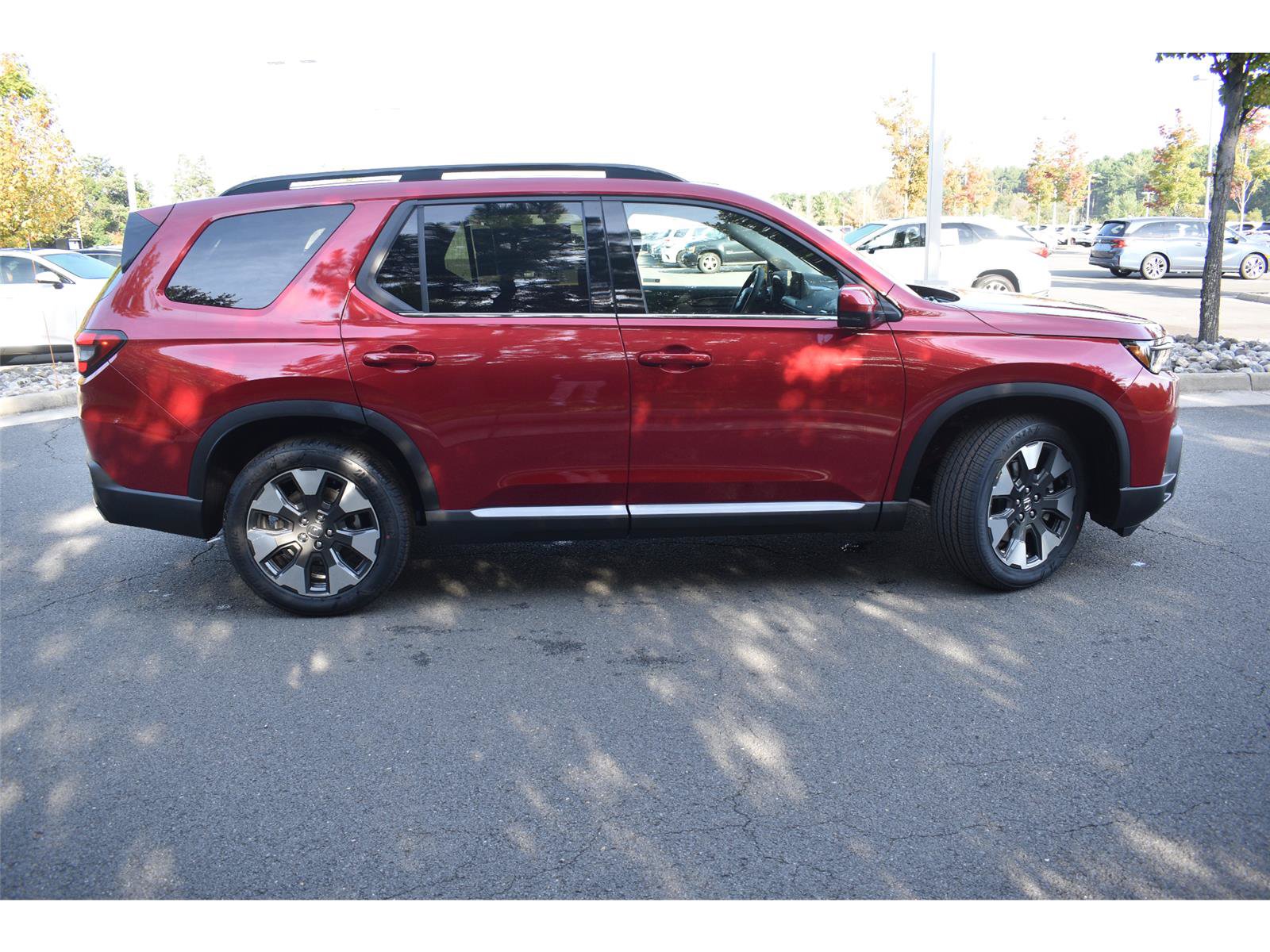 New 2026 Honda Pilot Touring image 8