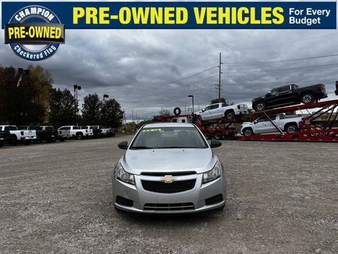 Used 2014 Chevrolet Cruze LS image 3