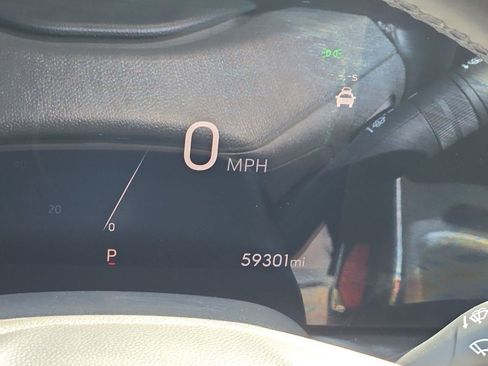 Used 2024 Buick Encore GX Sport Touring AWD/4WD image 22