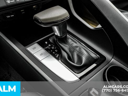 Used 2023 Hyundai Elantra SEL image 44