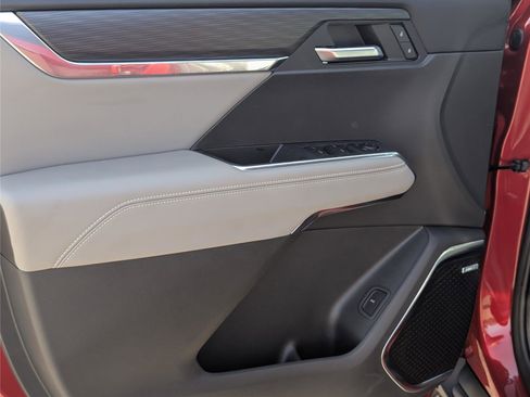 New 2026 GMC Acadia Elevation w/ Elevation Premium Package image 29