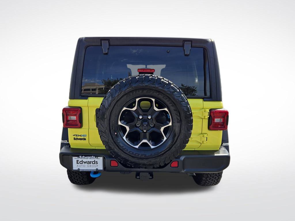 Used 2022 Jeep Wrangler Unlimited Rubicon 4xe AWD/4WD image 4