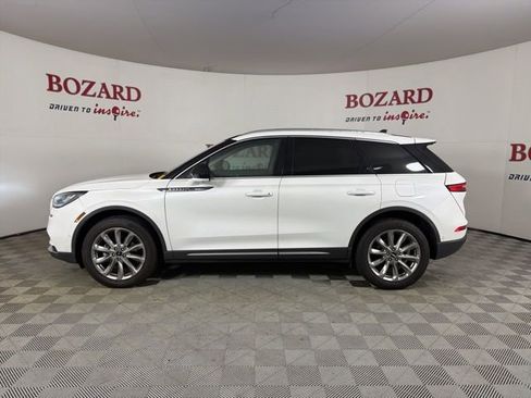 Used 2022 Lincoln Corsair FWD w/ Premium Package image 5