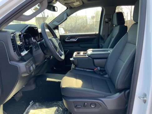 New 2026 Chevrolet Silverado 1500 LT image 10