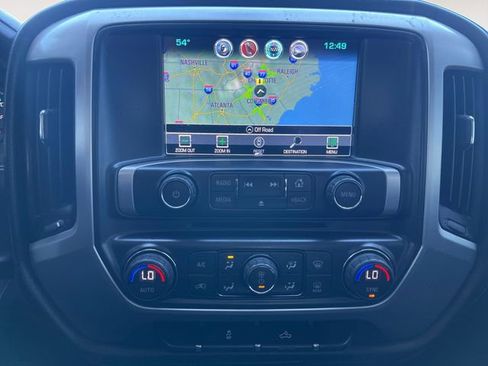 Used 2017 GMC Sierra 1500 SLE w/ SLE Value Package image 18