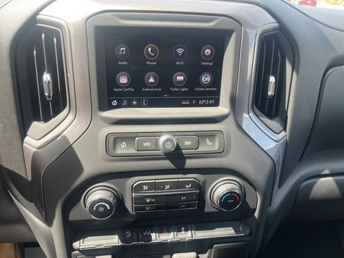 Used 2020 Chevrolet Silverado 1500 Custom Trail Boss w/ Custom Convenience Package AWD/4WD image 22