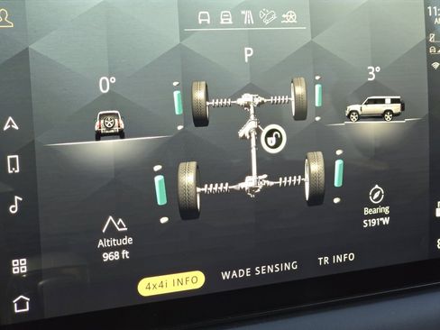 Used 2023 Land Rover Defender 130 S image 25