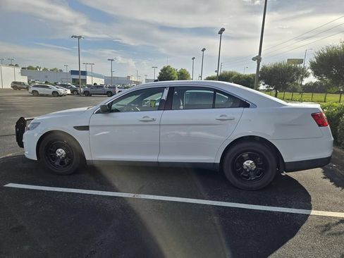 Used 2013 Ford Taurus Police Interceptor w/ Police Interior Upgrade Pkg FWD image 5