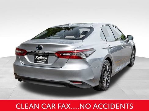 Used 2022 Toyota Camry XLE FWD image 6