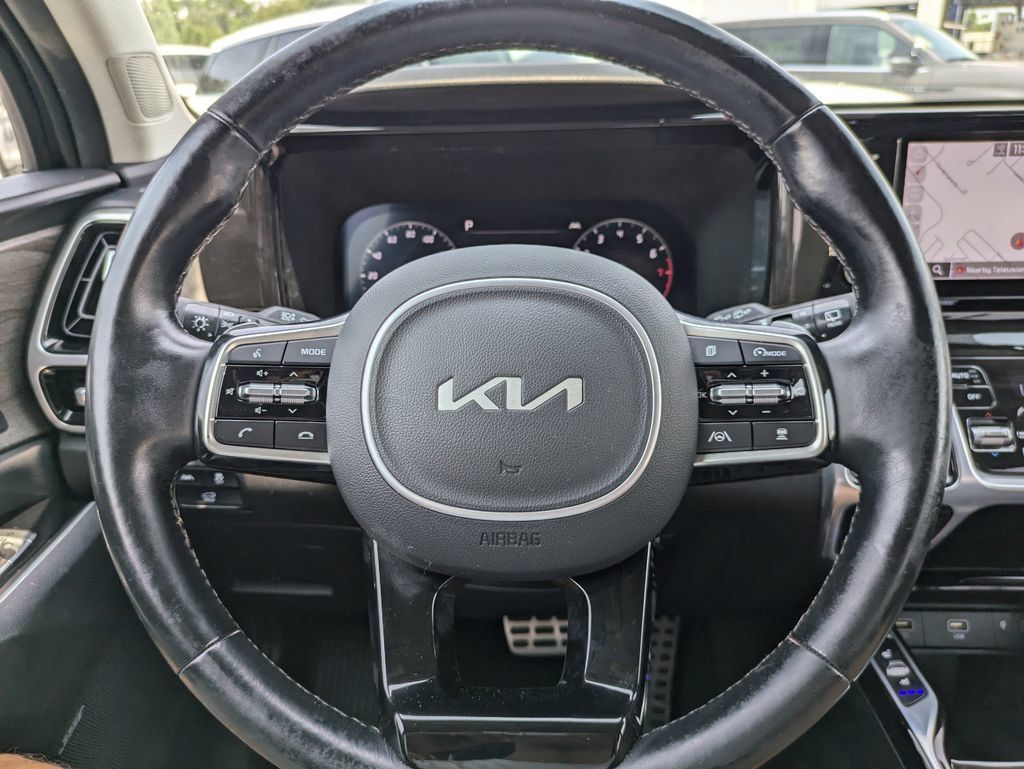 Used 2022 Kia Sorento SX Prestige AWD/4WD image 26