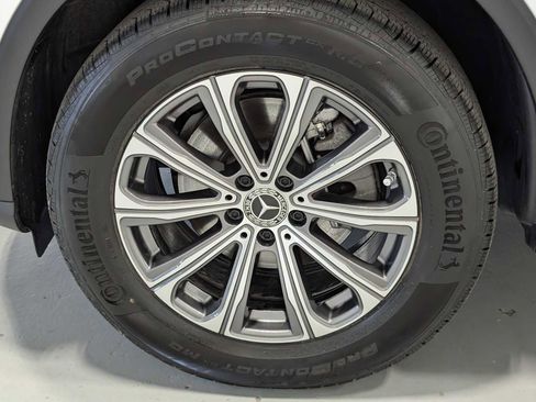 Certified 2026 Mercedes-Benz GLC 300 4MATIC image 3