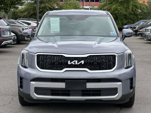 Used 2024 Kia Telluride LX FWD image 6