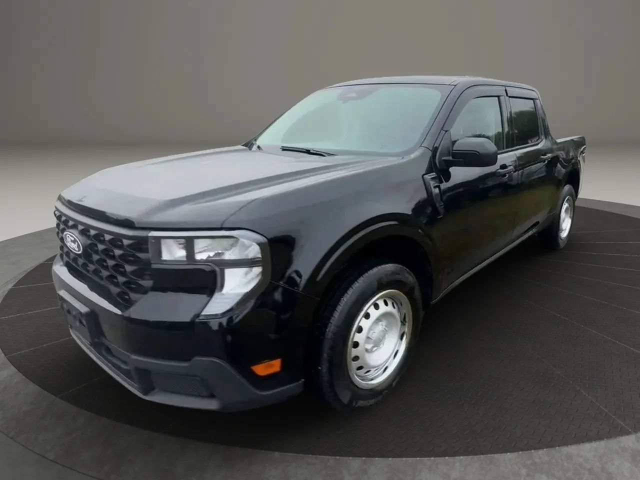 Used 2026 Ford Maverick XL AWD/4WD image 3