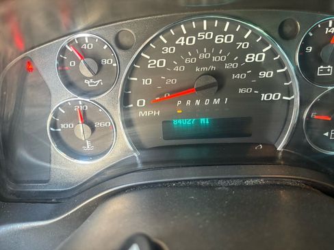 Used 2020 GMC Savana 2500 w/ Driver Convenience Package RWD image 27