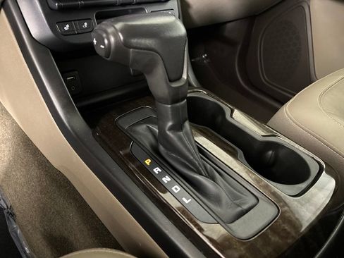 Used 2017 GMC Canyon SLT w/ Driver Alert Package AWD/4WD image 20
