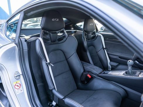Used 2025 Porsche 718 Cayman GT4 image 48