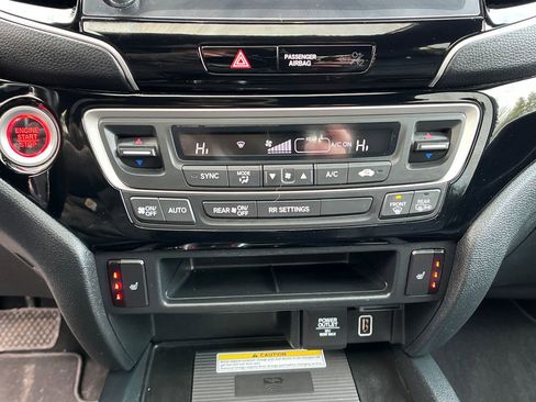 Used 2023 Honda Ridgeline Black Edition image 17