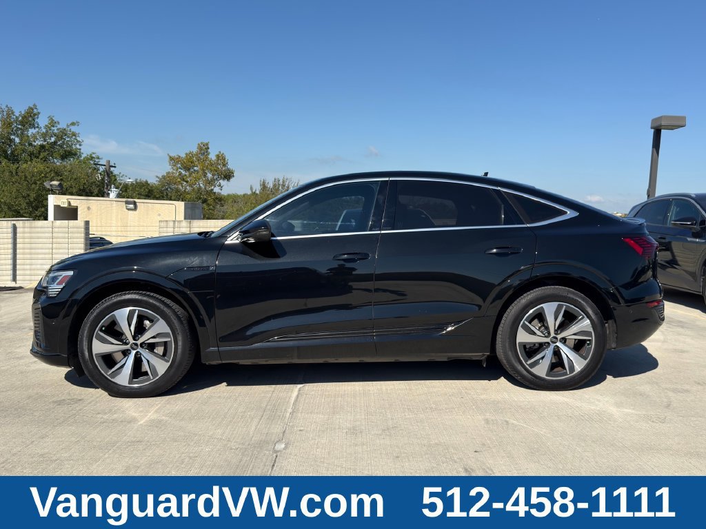 Used 2024 Audi Q8 e-tron Premium Plus w/ Premium Plus Package AWD/4WD image 6