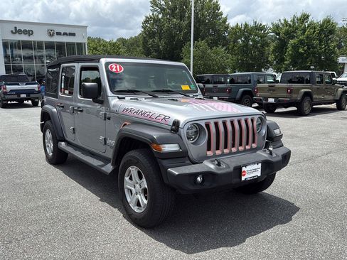 Used 2021 Jeep Wrangler Unlimited Sport AWD/4WD image 3