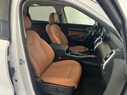 Used 2023 Kia Sorento SX Prestige AWD/4WD image 22