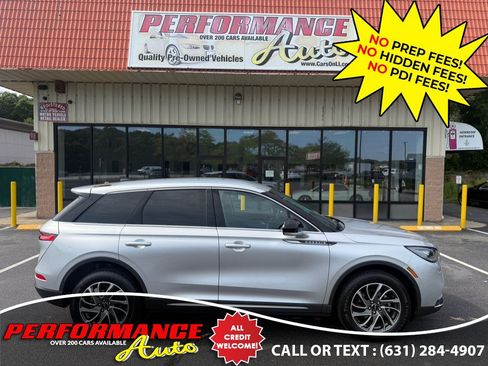Used 2020 Lincoln Corsair AWD w/ Equipment Group 101A image 2