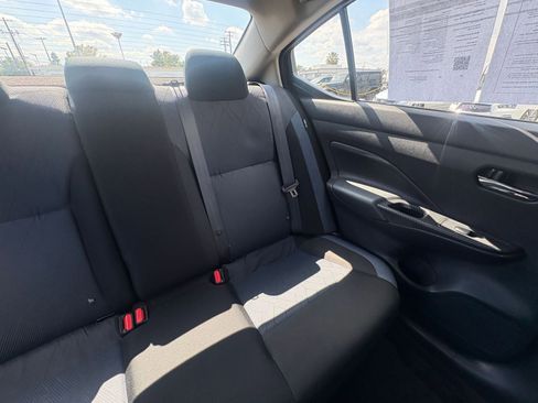 Used 2025 Nissan Versa SV FWD image 35