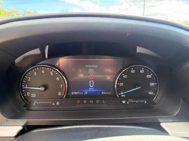 Used 2021 Ford Explorer XLT w/ Equipment Group 202A AWD/4WD image 23