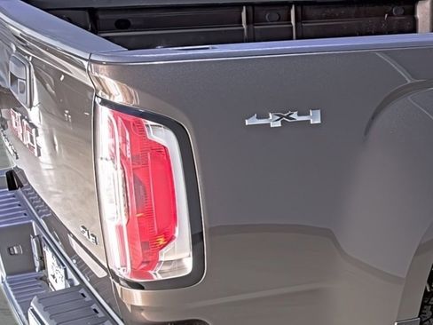 Used 2019 GMC Canyon SLE w/ SLE Convenience Package image 13