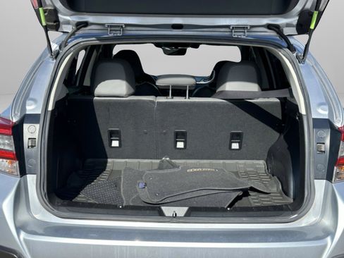 Used 2021 Subaru Crosstrek 2.5i Sport w/ Moonroof Package AWD/4WD image 9