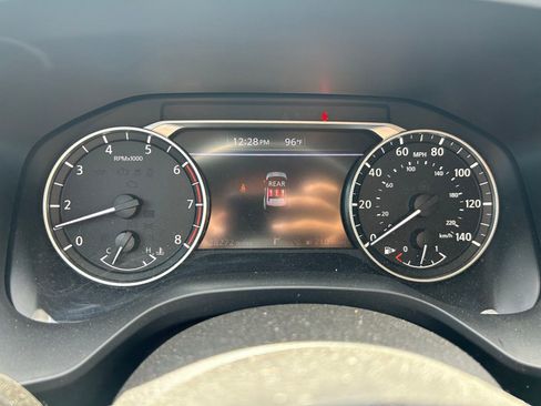 Used 2024 Nissan Rogue SV w/ SV Premium Package image 20